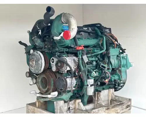 Volvo D13 Engine Assembly