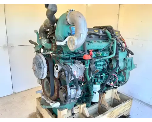 Volvo D13 Engine Assembly