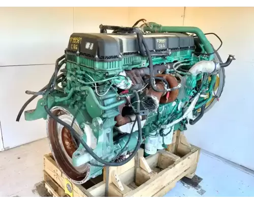 Volvo D13 Engine Assembly