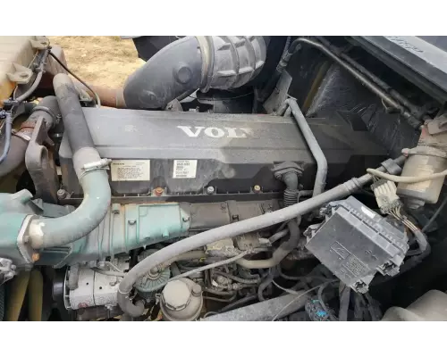 Volvo D13 Engine Assembly