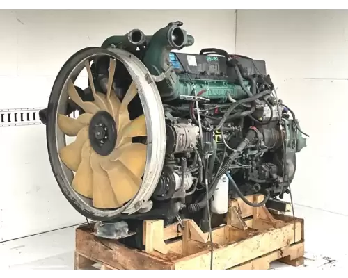 Volvo D13 Engine Assembly