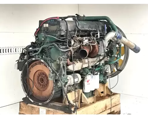 Volvo D13 Engine Assembly