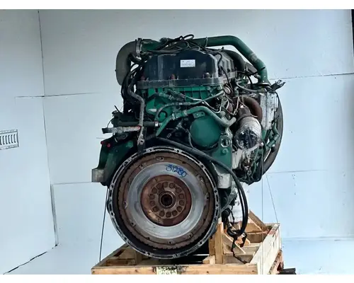 Volvo D13 Engine Assembly