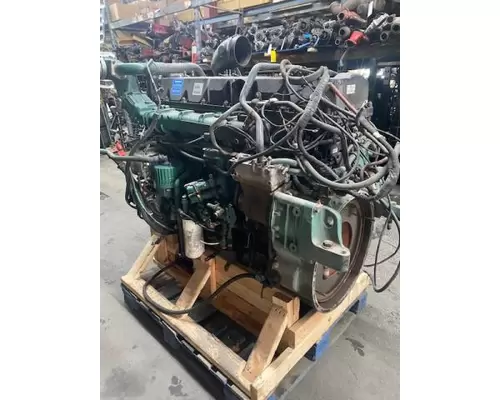 Volvo D13 Engine Assembly