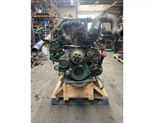 Volvo D13 Engine Assembly