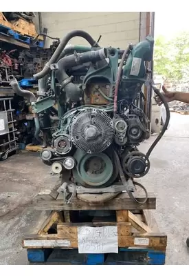 Volvo D13 Engine Assembly