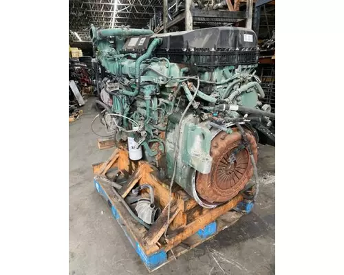 Volvo D13 Engine Assembly