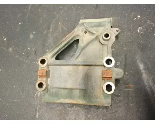 Volvo D13 Engine Mounts