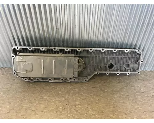 Volvo D13 Engine Oil Cooler