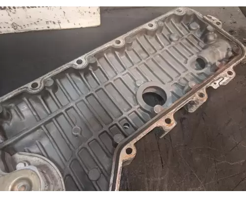 Volvo D13 Engine Oil Cooler