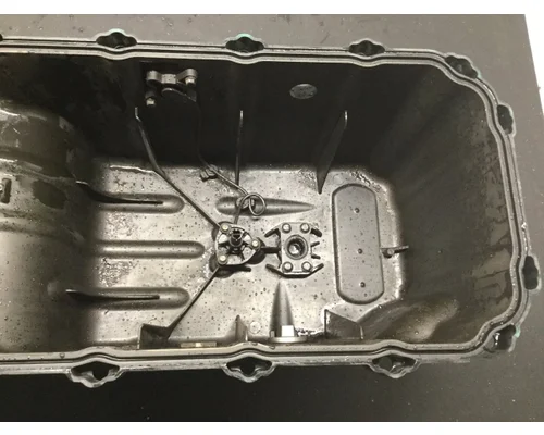 Volvo D13 Engine Oil Pan
