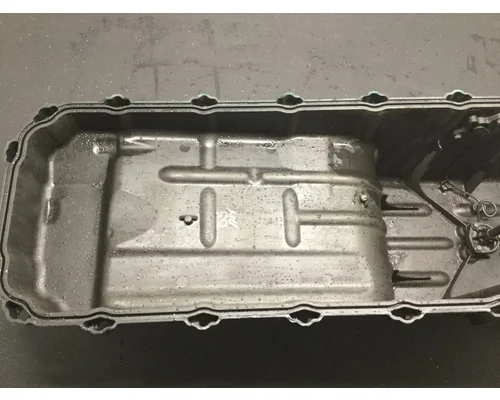 Volvo D13 Engine Oil Pan