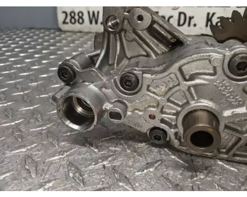 Volvo D13 Oil Pump