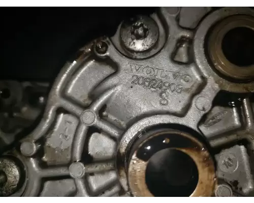 Volvo D13 Oil Pump