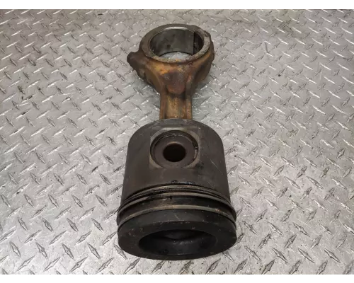 Volvo D13 Piston