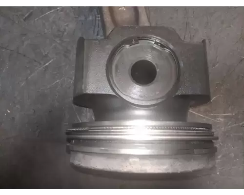 Volvo D13 Piston