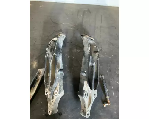 Radiator Core Support VOLVO D13 Hd Truck Repair &amp; Service