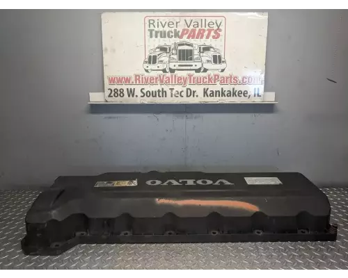 Volvo D13 Valve Cover