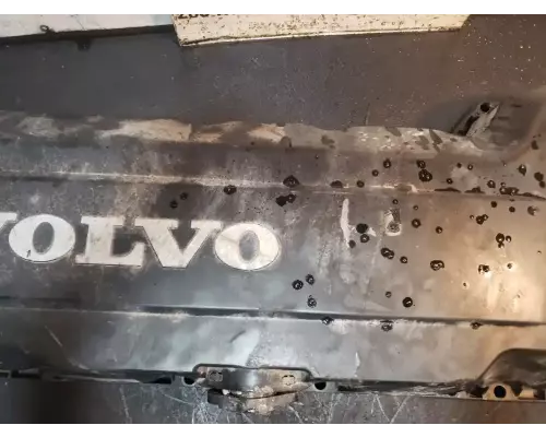 Volvo D13 Valve Cover