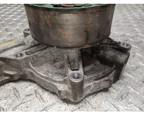 Volvo D13 Water Pump