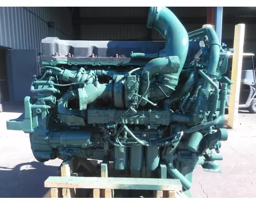 Engine Assembly VOLVO D13J EPA 13 (MP8) LKQ Heavy Truck - Tampa