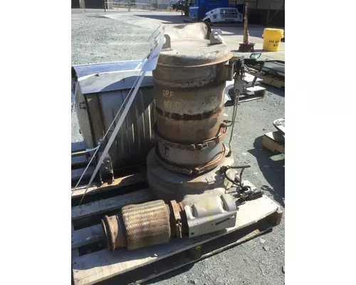 DPF (Diesel Particulate Filter) VOLVO D16 LKQ Heavy Truck Maryland