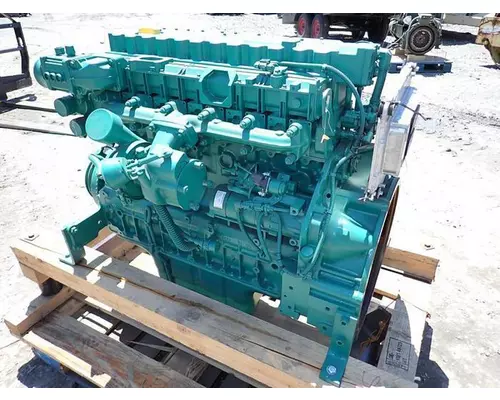 Volvo D6E Engine Assembly