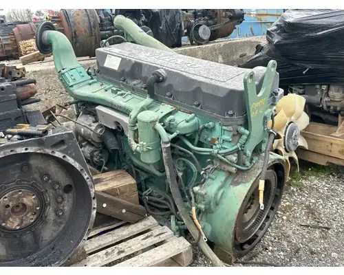 Volvo D9 Engine Assembly