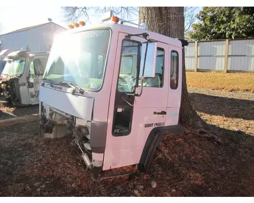 Cab VOLVO FE LKQ Heavy Truck Maryland