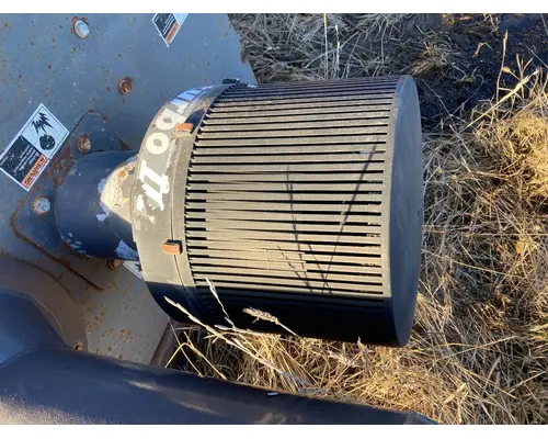 Volvo G746B Equip Air Cleaner