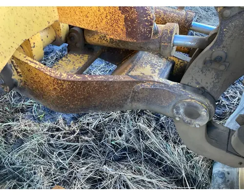 Volvo G746B Equip Axle