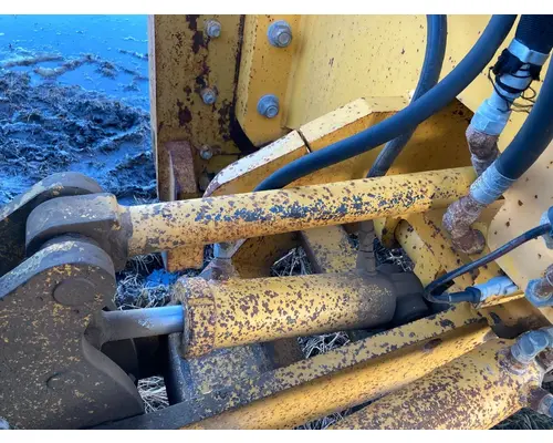 Volvo G746B Equip Axle