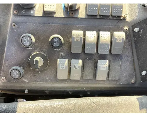 Volvo G746B Equip Dash Panel