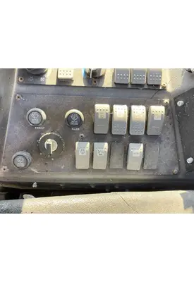 Volvo G746B Equip Dash Panel