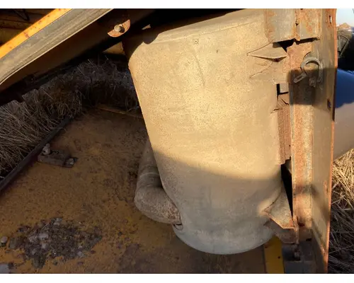 Volvo G746B Equip Exhaust