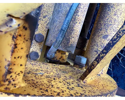Volvo G746B Equip Hydraulic Cylinder