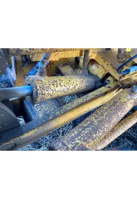 Volvo G746B Equip Hydraulic Cylinder