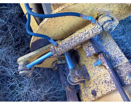 Volvo G746B Equip Hydraulic Cylinder