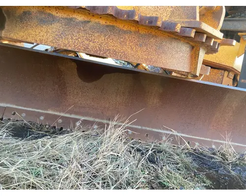 Volvo G746B Equipment (Mounted)