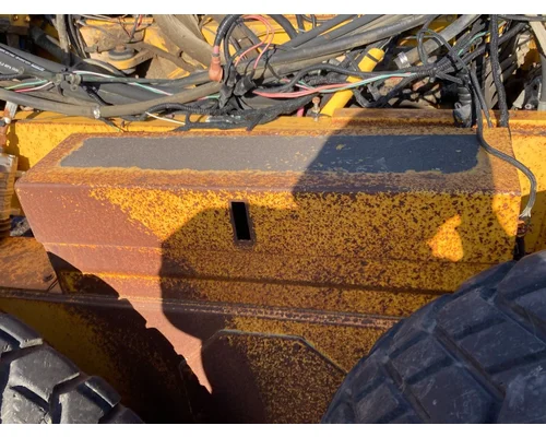 Volvo G746B Equipment (Mounted)