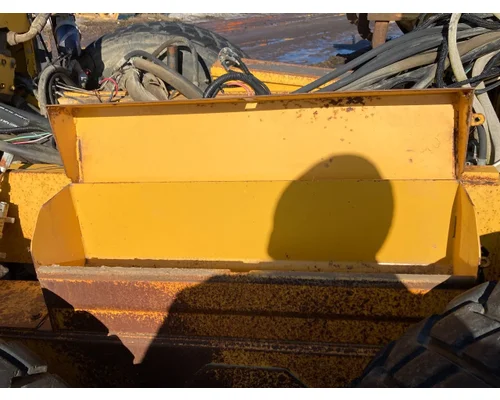 Volvo G746B Equipment (Mounted)