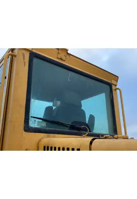 Volvo L90B Equip Back Glass