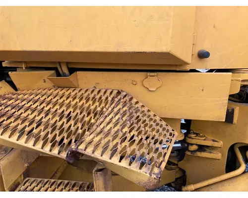 Volvo L90B Equip Body Misc. Parts