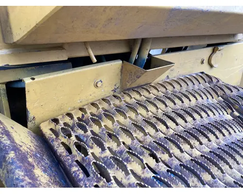 Volvo L90B Equip Body Misc. Parts