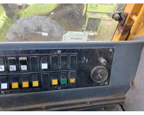 Volvo L90B Equip Dash Panel