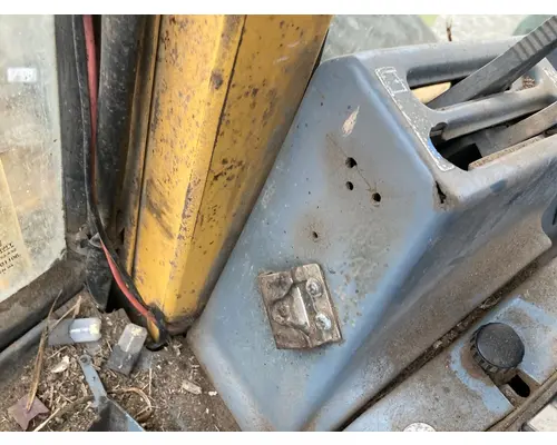 Volvo L90B Equip Dash Panel