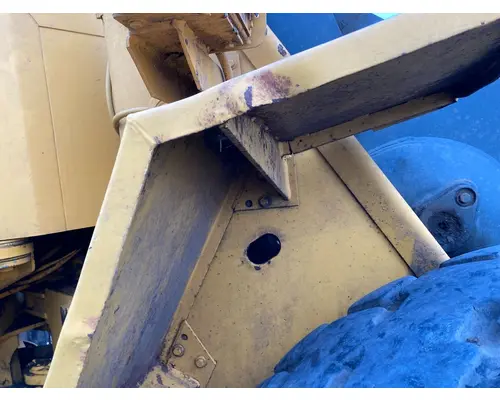 Volvo L90B Equip Fender