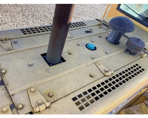 Volvo L90B Equip Hood