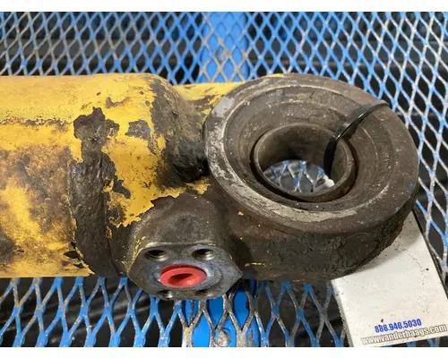 Volvo L90B Equip Hydraulic Cylinder