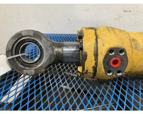 Volvo L90B Equip Hydraulic Cylinder